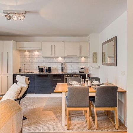 Apartment Cosmiques - Alpes Travel - Central Chamonix - Sleeps 4 Exteriér fotografie