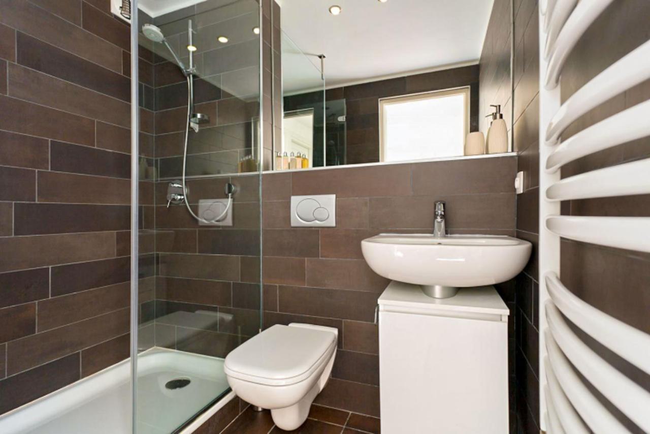 Apartment Cosmiques - Alpes Travel - Central Chamonix - Sleeps 4 Exteriér fotografie
