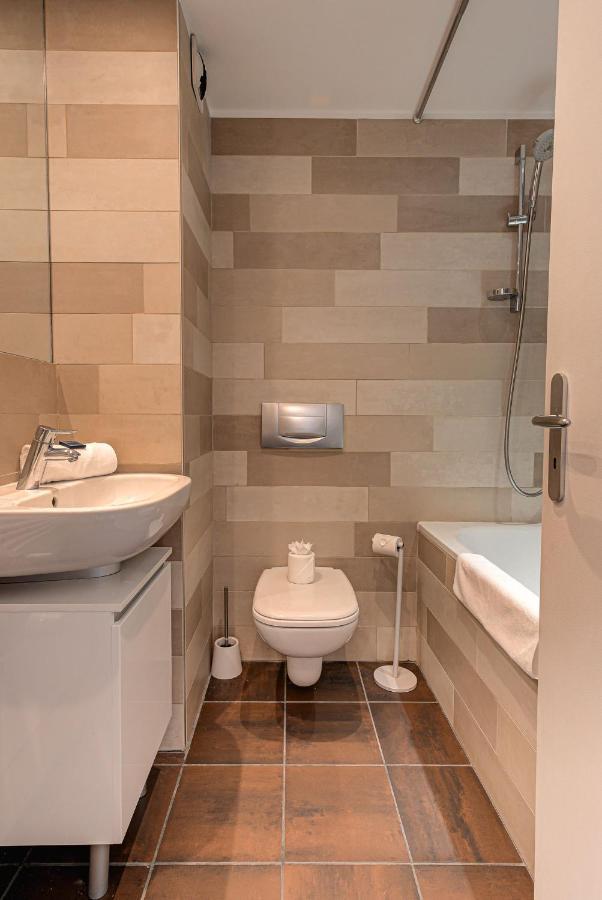Apartment Cosmiques - Alpes Travel - Central Chamonix - Sleeps 4 Exteriér fotografie