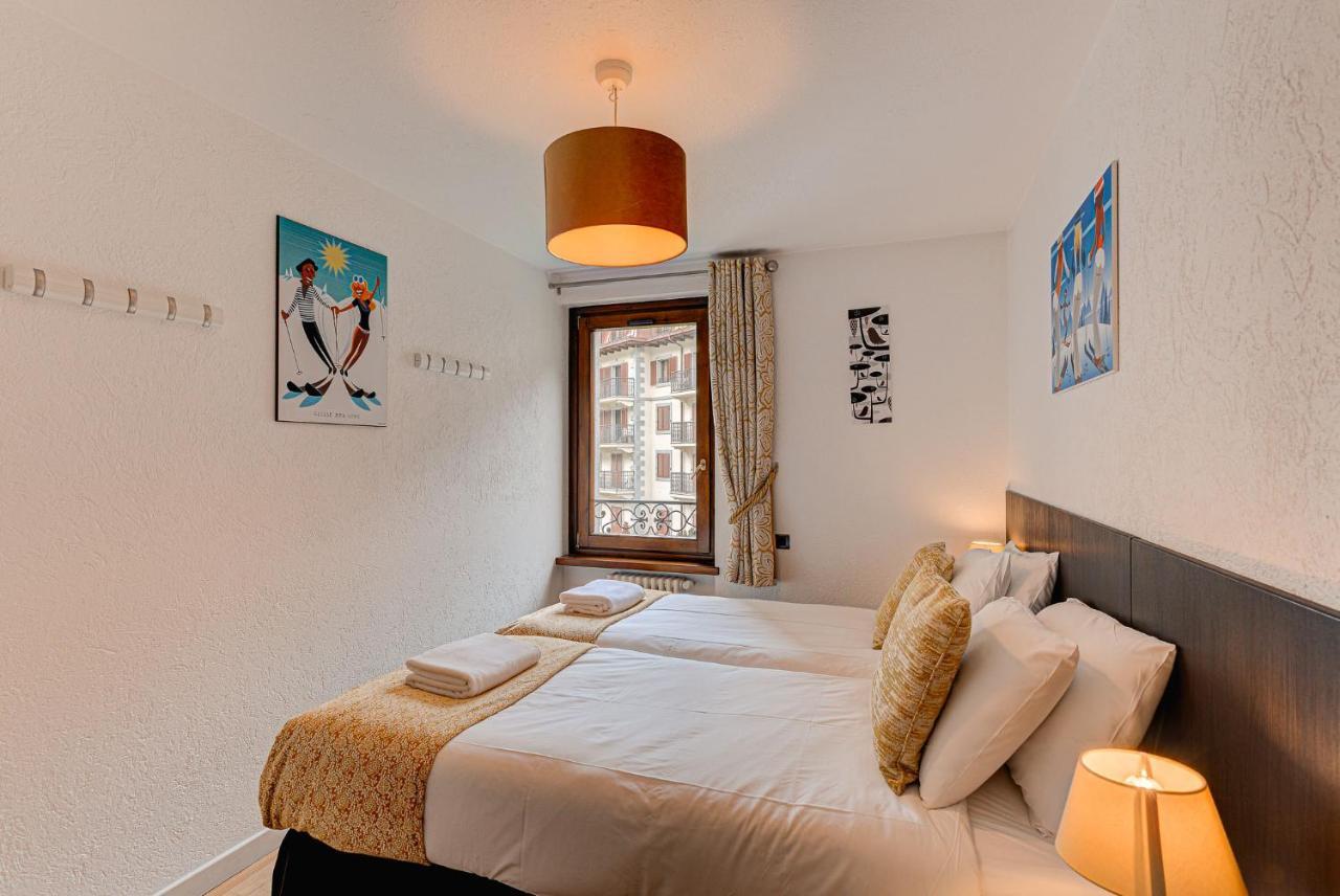 Apartment Cosmiques - Alpes Travel - Central Chamonix - Sleeps 4 Exteriér fotografie